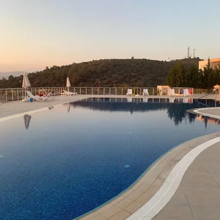 Apartamento Luxury Apartment In A Secure Complex - Gorgeous Sea View - Pool - 700M To The Beach - Wifi - In Gulluk - 8Km From Bodrum Airport - Ideal For Naturelovers Bodrum