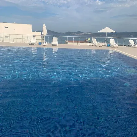 Luxury Apartment In A Secure Complex - Gorgeous Sea View - Pool - 700M To The Beach - Wifi - In Gulluk - 8Km From Bodrum Airport - Ideal For Naturelovers